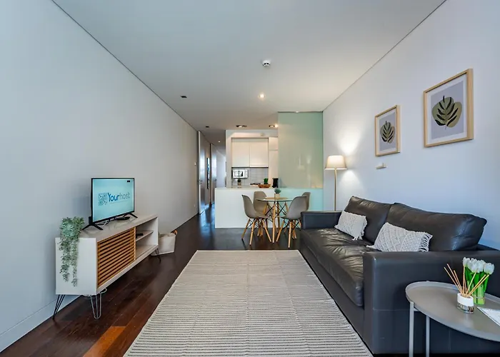 Carmo House - Art And Creativity In Downtown Apartment Porto