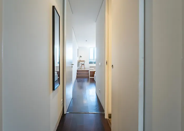 Carmo House - Art And Creativity In Downtown Apartment